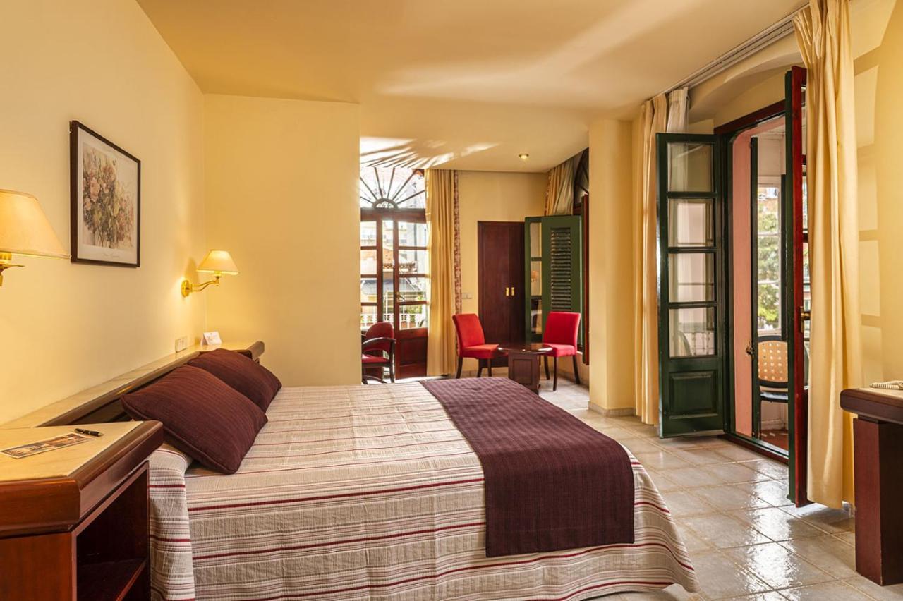 Hotel Guitart Rosa - Adults Only Льорет-де-Мар Екстер'єр фото