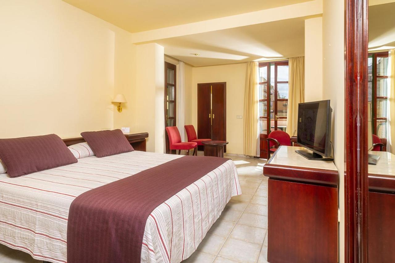 Hotel Guitart Rosa - Adults Only Льорет-де-Мар Екстер'єр фото